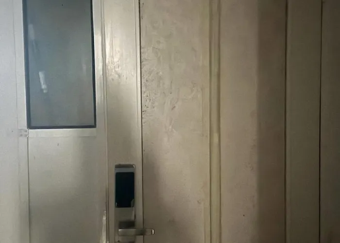 Хостел Cozy Nook Валенсия